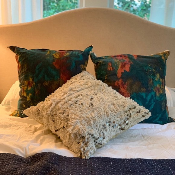 Pottery Barn Pillow Cover - Picture 3 of 3